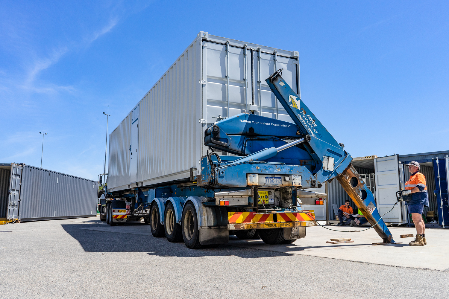 Data Exchange Network begins shipping telecommunications modules for innovative colocation data centres