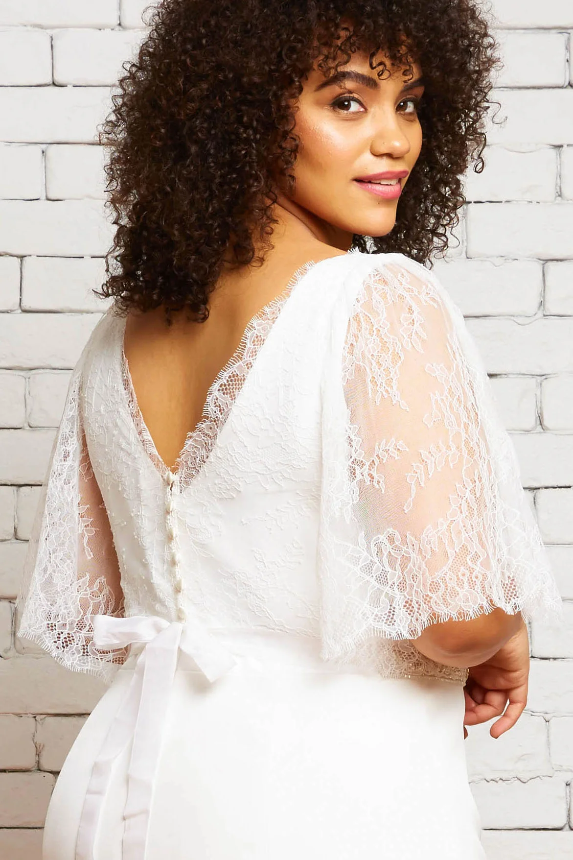 30B Eleanor-Parker Back-Rebecca Schoneveld-Chantilly_Lace_Layered_Separates_Wedding_Style.jpg