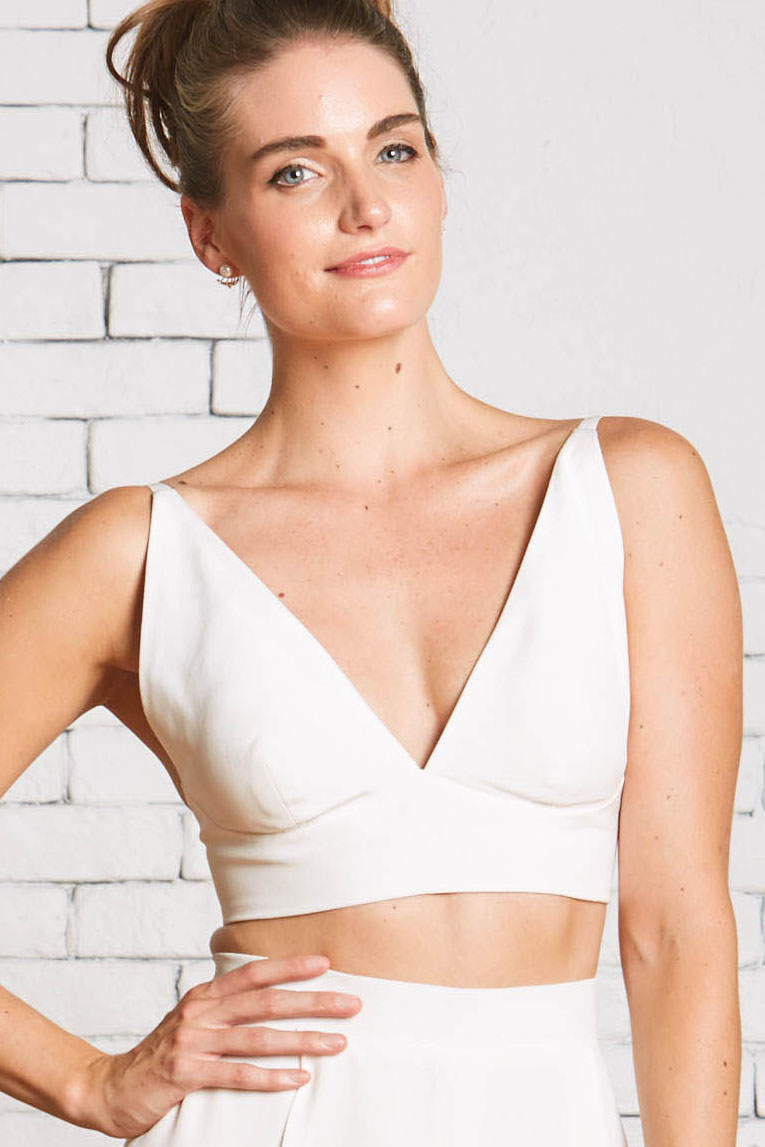 27a.Rebecca_Schoneveld_Ellis_Top__Cropped_Top_V-neck_Modern_Wedding_Looks.jpg