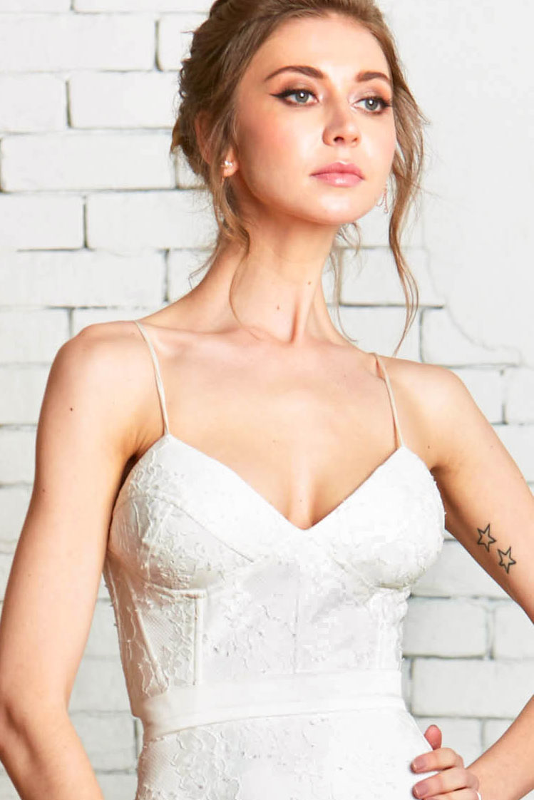 Lucia-1Front-Sweetheart_Bodice_Lace_overlay_corset_detail.jpg
