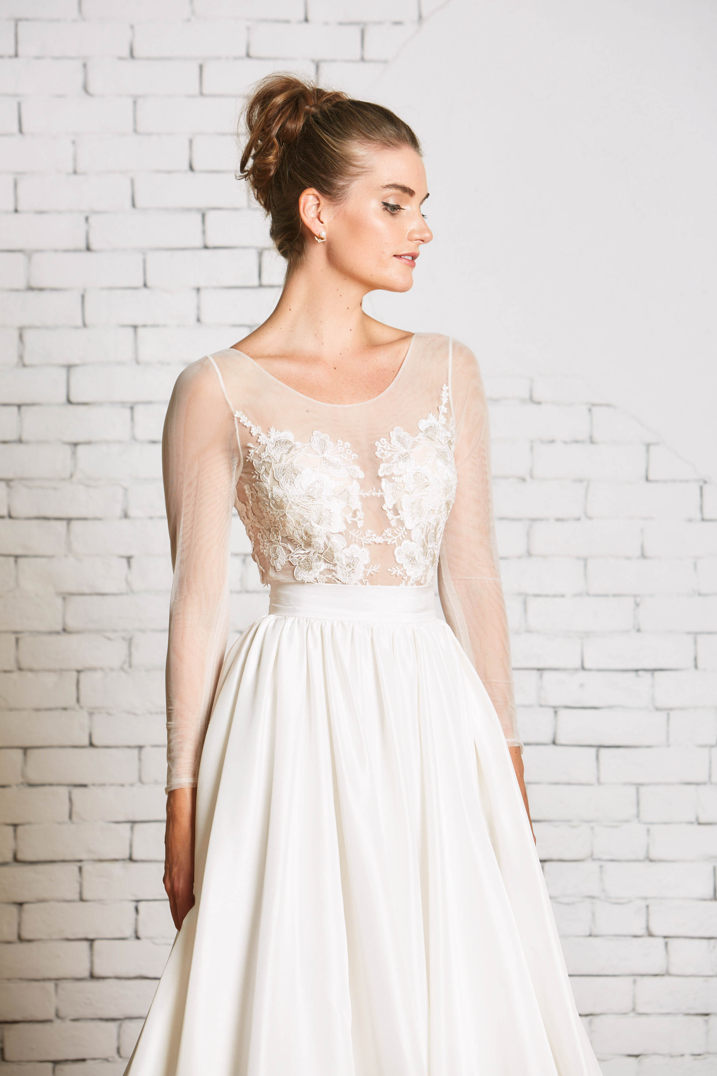 13c.Rebecca_Schoneveld_Capri_Top_Olivia_Skirt_Detail-26.jpg