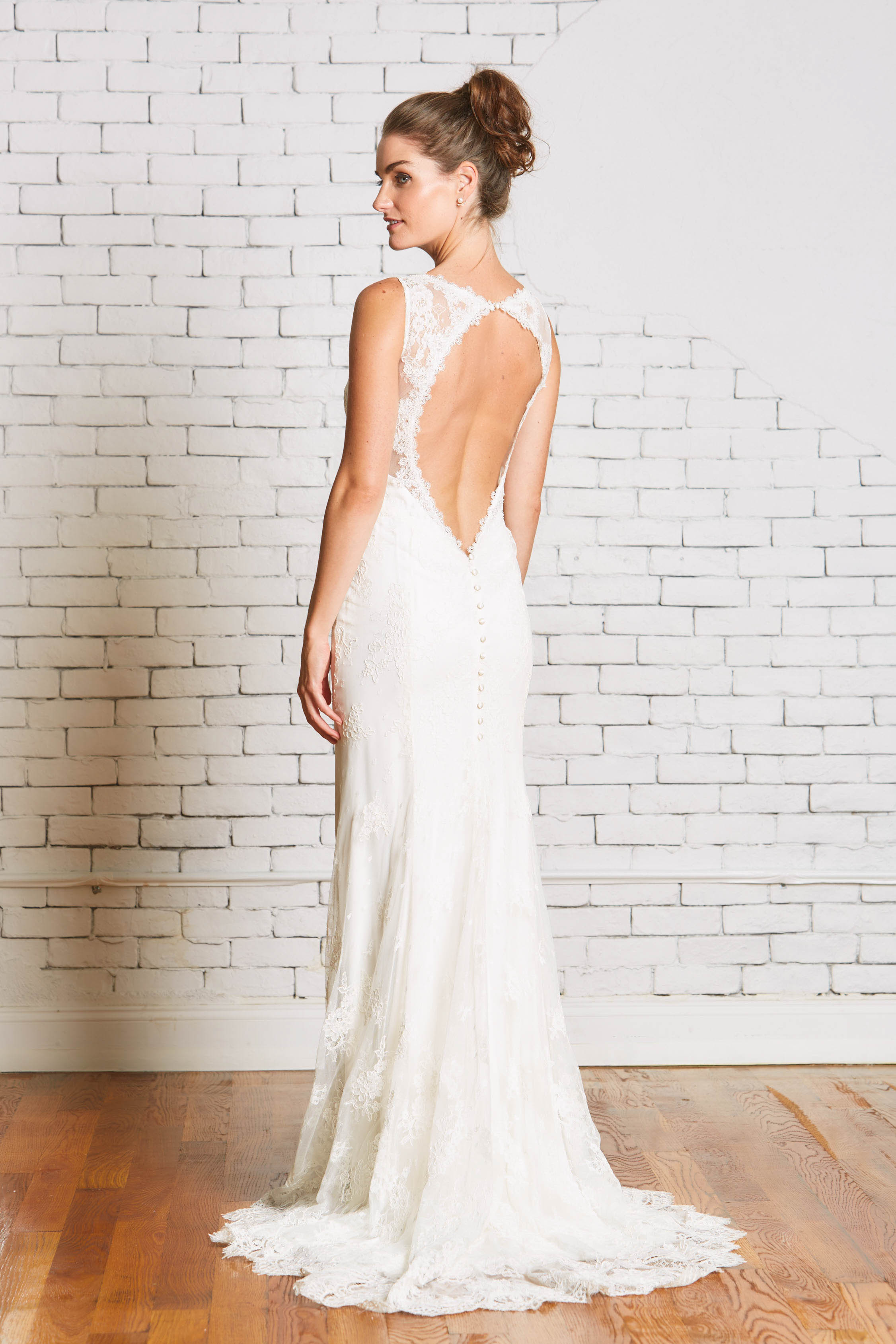 17b.Rebecca_Schoneveld_Sasha_Gown_back-35.jpg