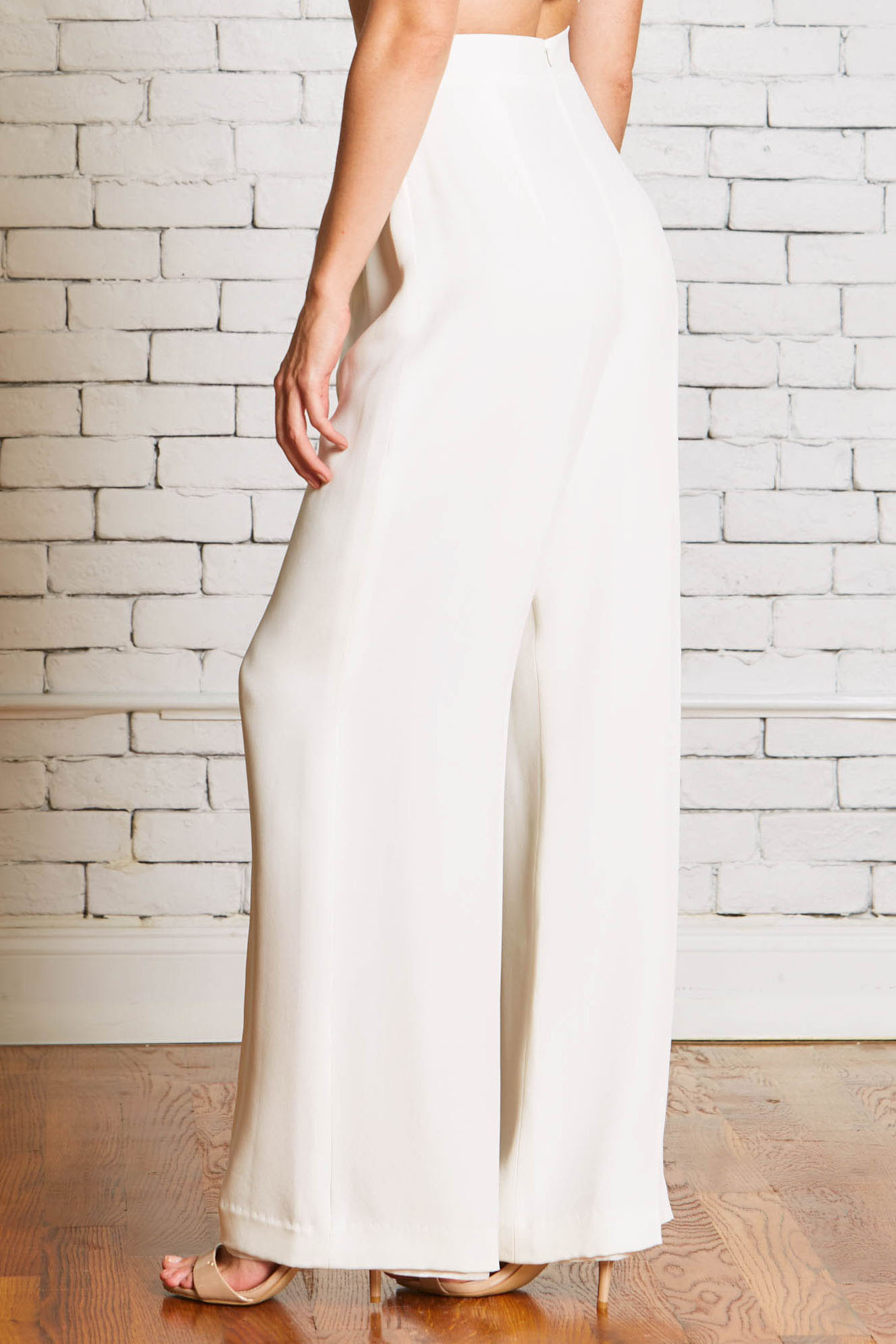 27b.Rebecca_Schoneveld_Camden_Trouser_back-Wedding_Pants_Wide_Leg_Separates_Modern_Bride.jpg