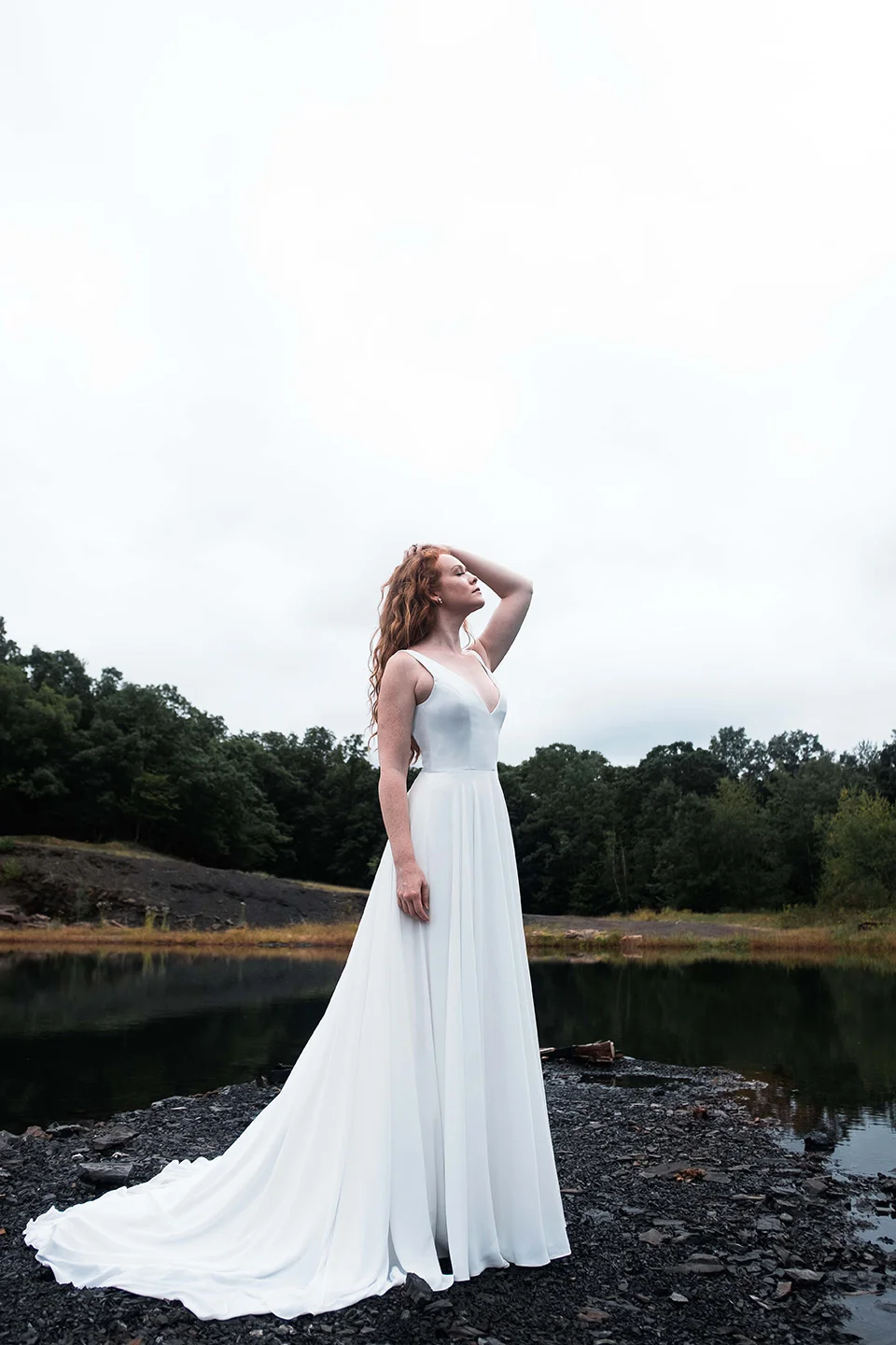 WSPCo-Gather-Greene-Rebecca-Schoneveld-Bridal-423_modern_clean_beach_wedding_gown.jpg