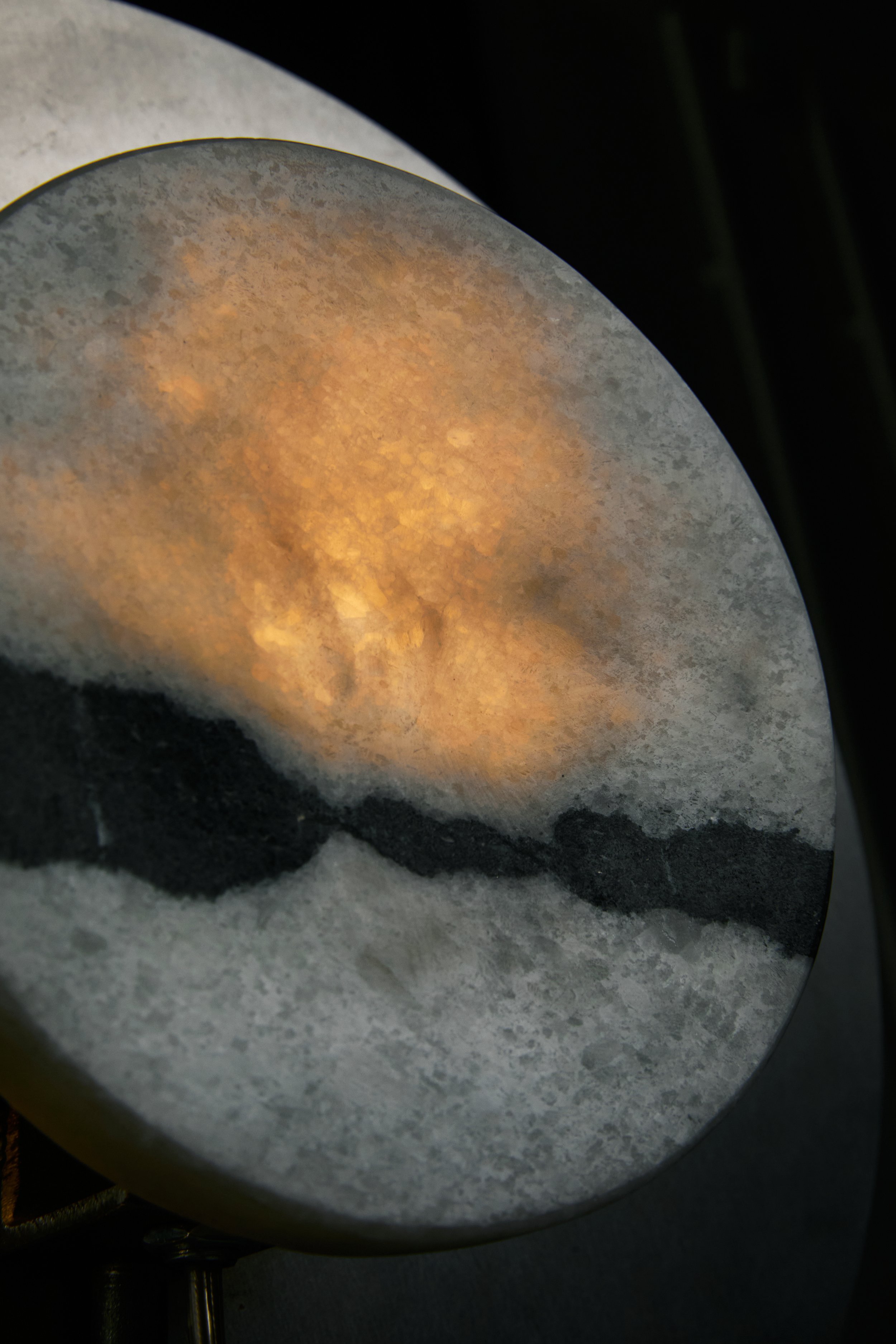 OM60_Lamp 01 Eclipse_Image_08.jpg