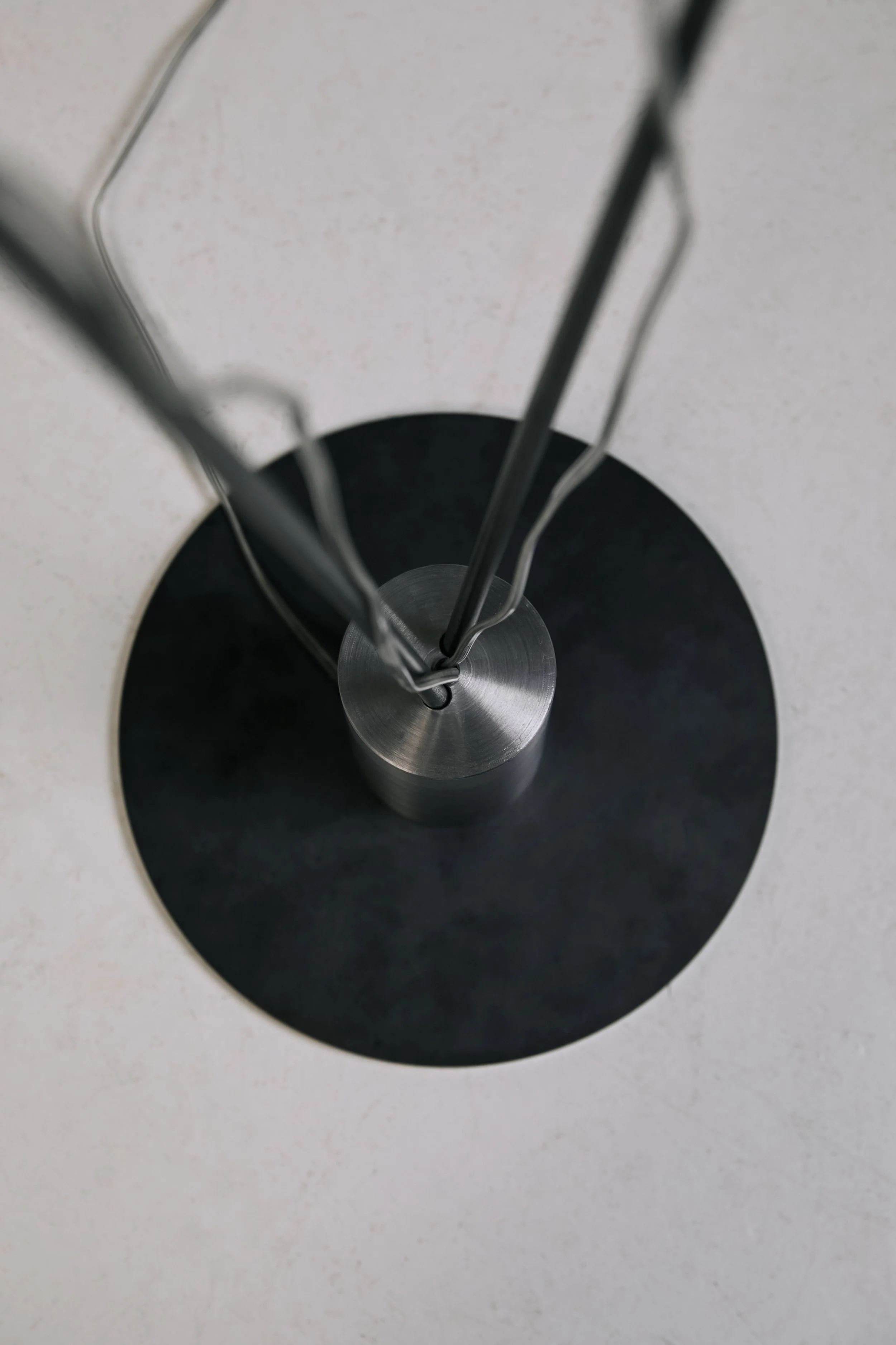 OM60_Lamp 01 Eclipse_Image_05.jpg