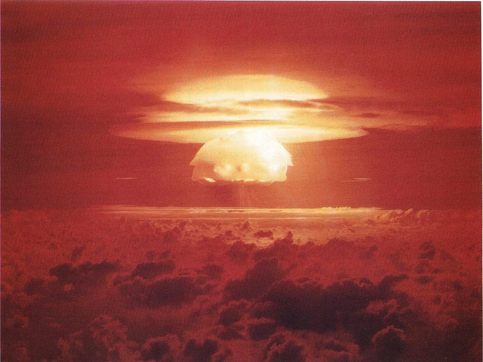 Castle_Bravo_Blast+%281%29.jpg