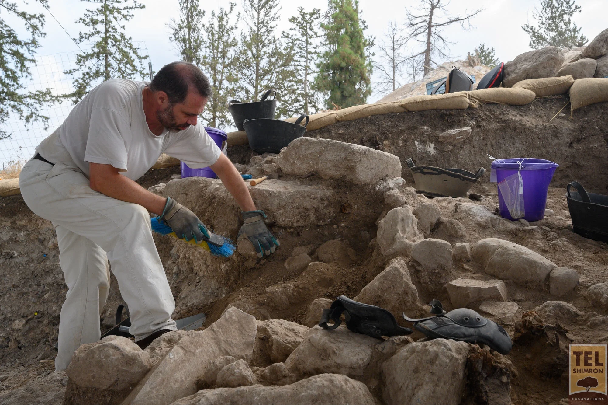 Excavating in Grid 33