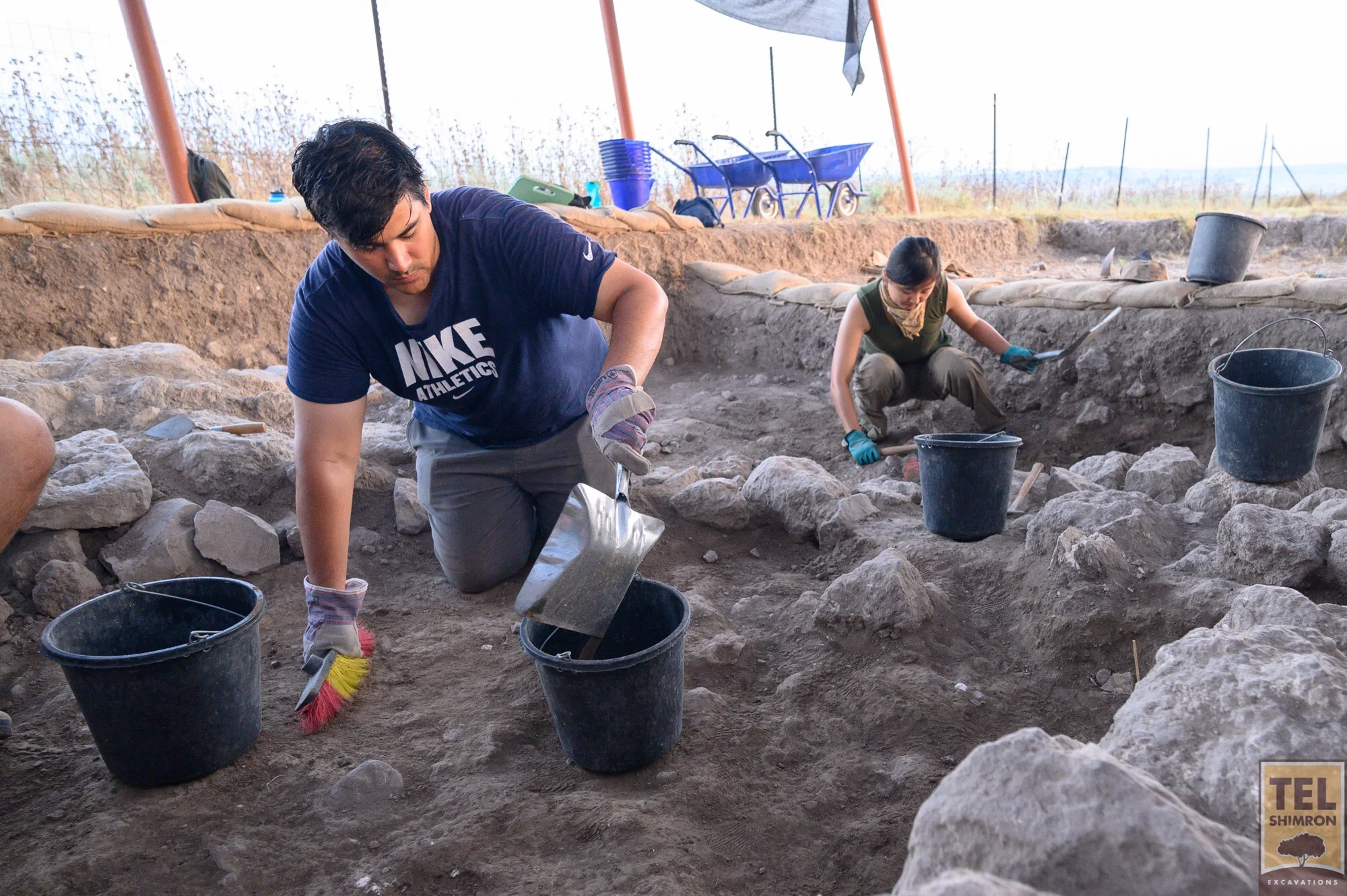 Excavating in a Grid 23/24