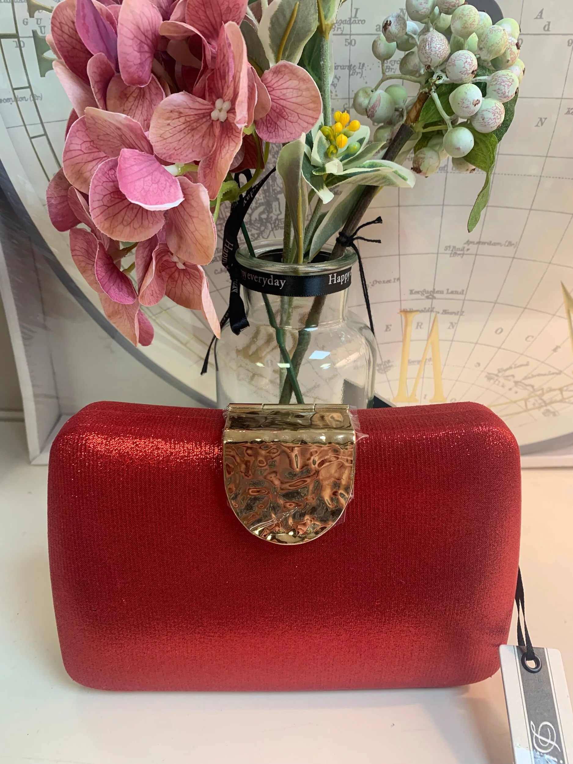 8EFF13BB-4552-4E73-9E2C-703B695BECD3