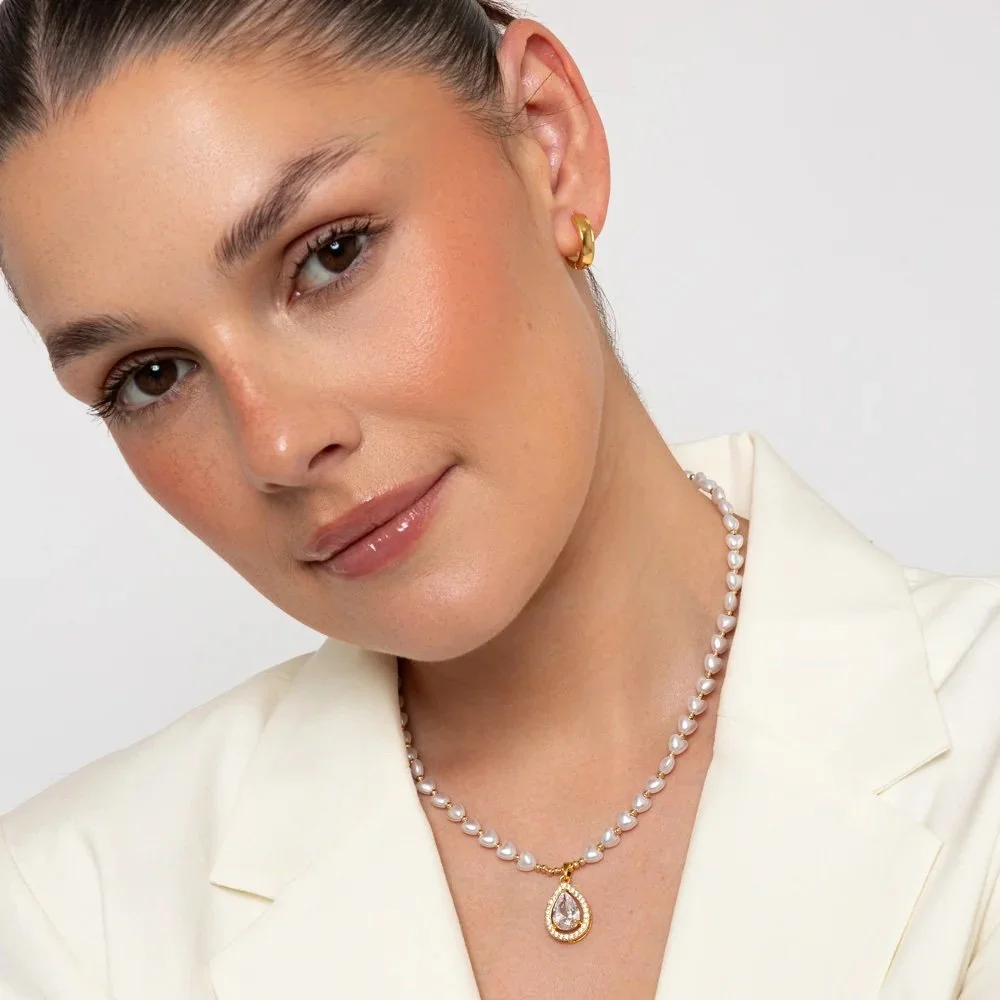 KNIGHT AND DAY  Pearl Teardrop Pendant