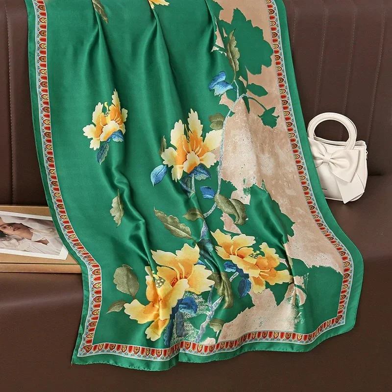 ORIENTAL LUXURIOUS SILK FEEL SCARF