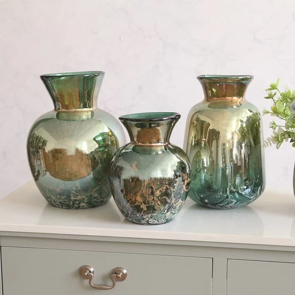 Green Lustre Bulb Vase