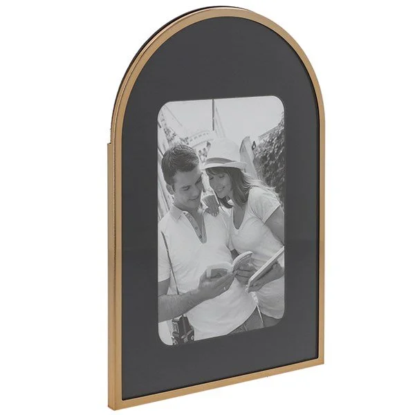 Gold Curve Arch Frame 4x6.jpg