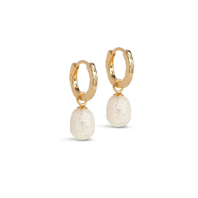 Hoops_Significant_Enamel-Earrings-E429G-Sparkle.webp
