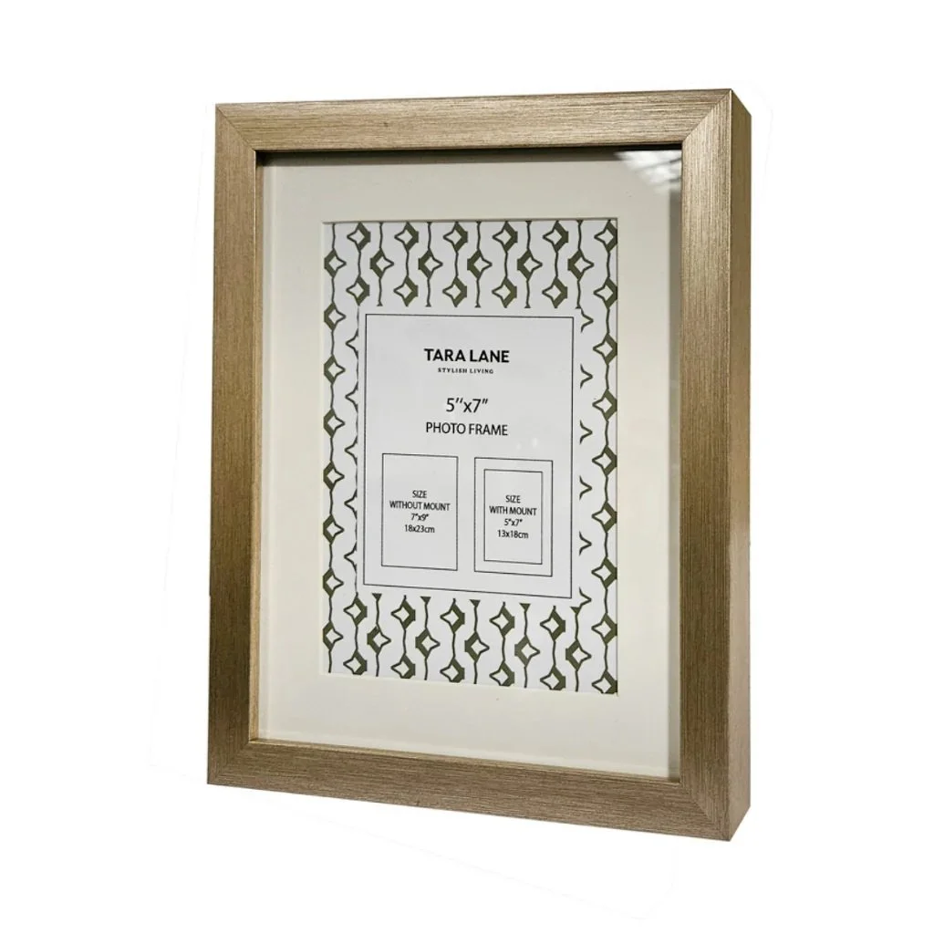 GalleryPhotoFrame5x7ChampagneTL6676TaraLaneMulligansofBallaghaderreen_1800x1800.jpg