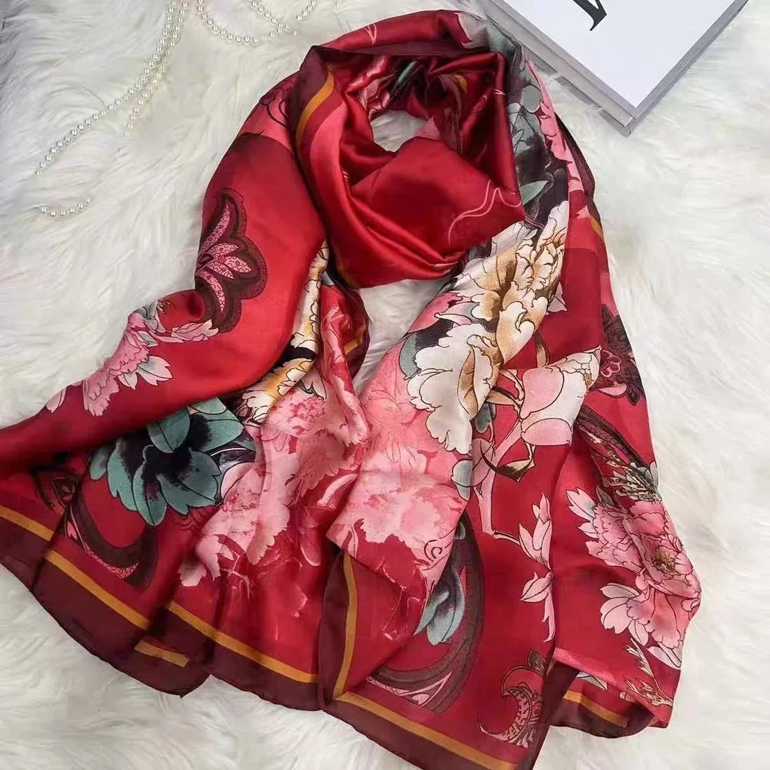 VINTAGE INSPIRED SILK FEEL SCARF/WRAP DOUBLE SIDED