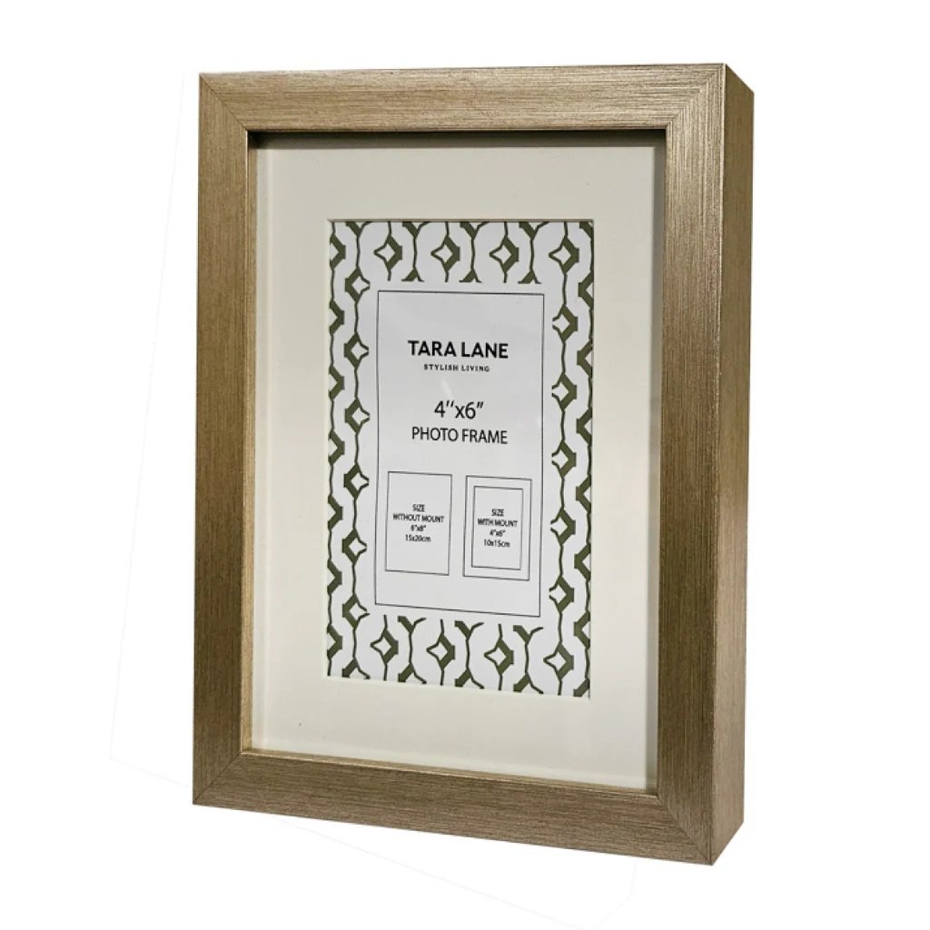 GalleryPhotoFrame4x6ChampagneTL6676TaraLaneMulligansofBallaghaderreen_1800x1800.jpg
