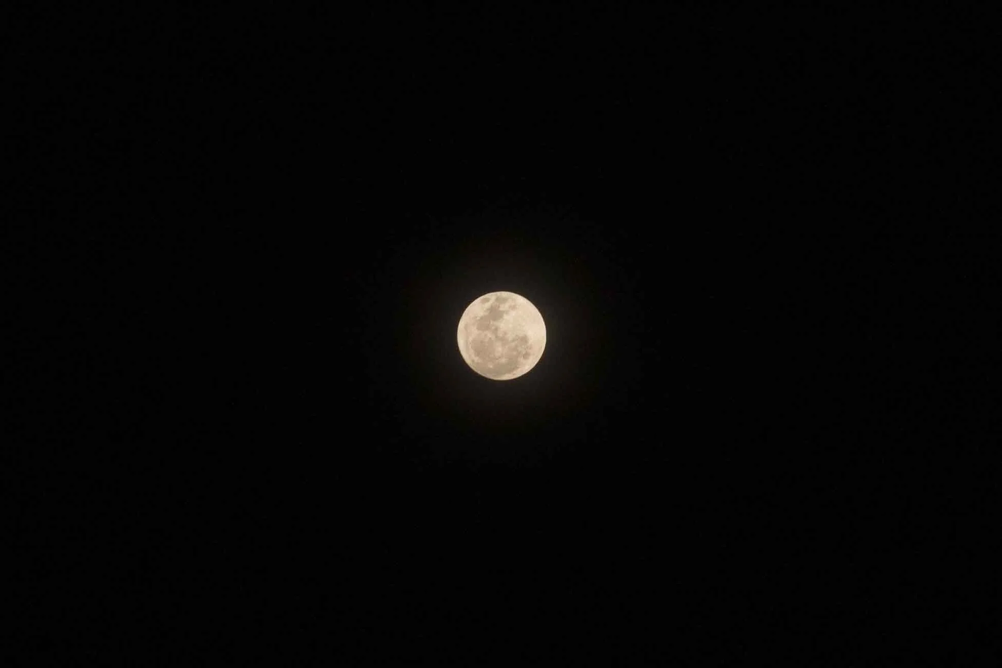 fullmoon.jpg