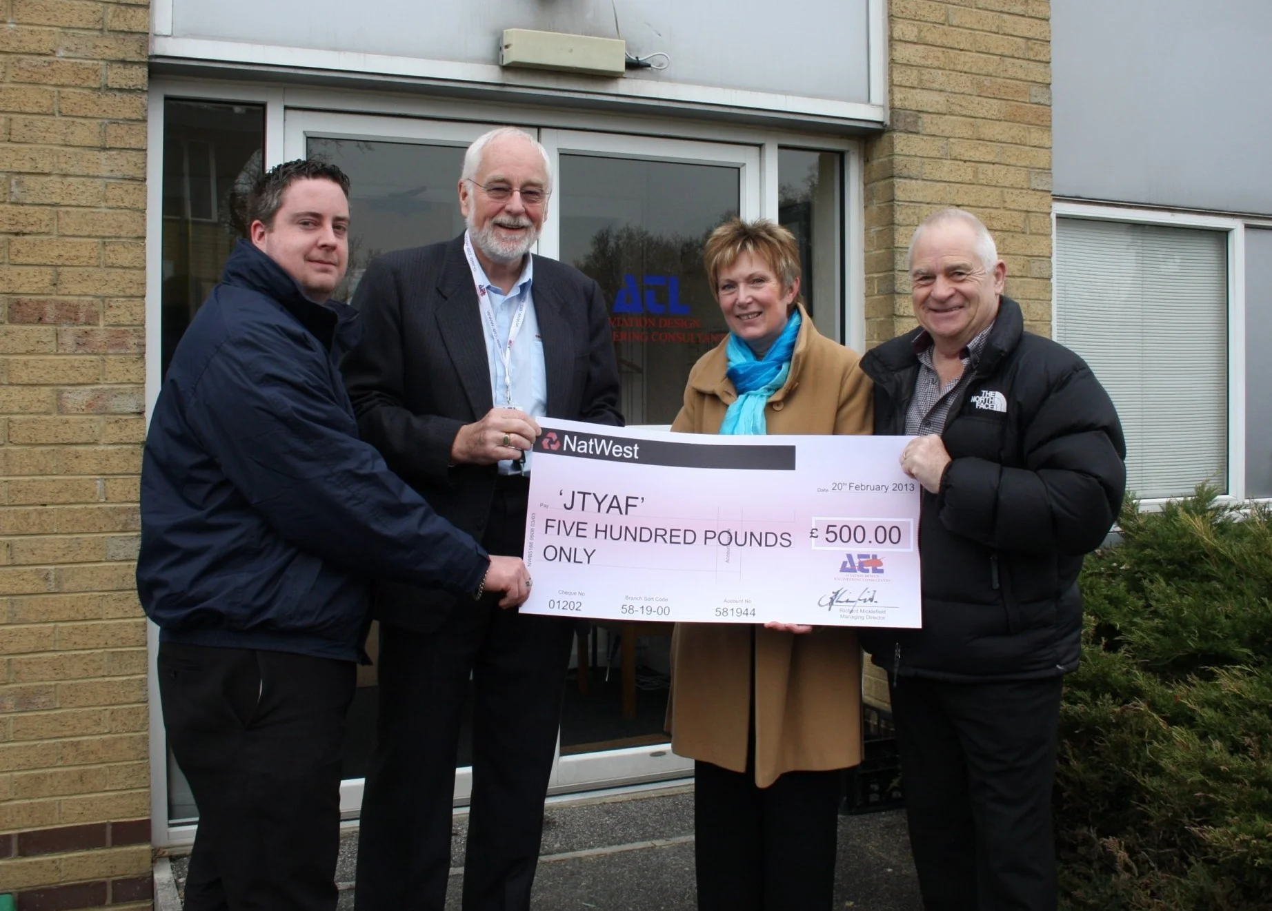 ATL's Christmas Cracker