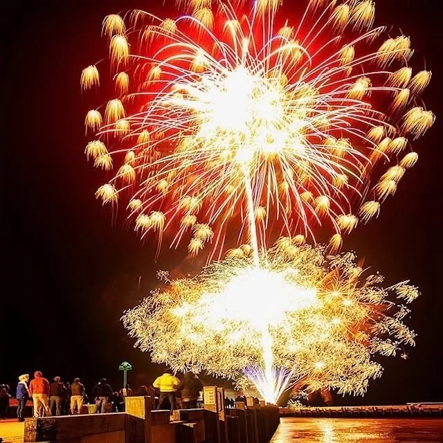 A sneak peek of what&rsquo;s to come this Saturday! 🎆🎇

The dress rehearsal for Ferndown Fireworks Evening took place at West Bay, Bridport by the fireworks team 🎆🎇

Our Ferndown display will use similar fireworks to create amazing and colourful 