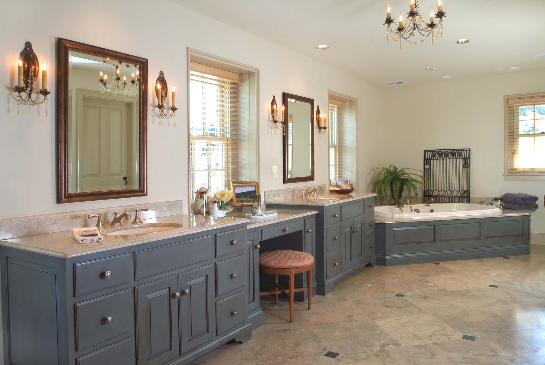 Solebury Farmhouse Bath