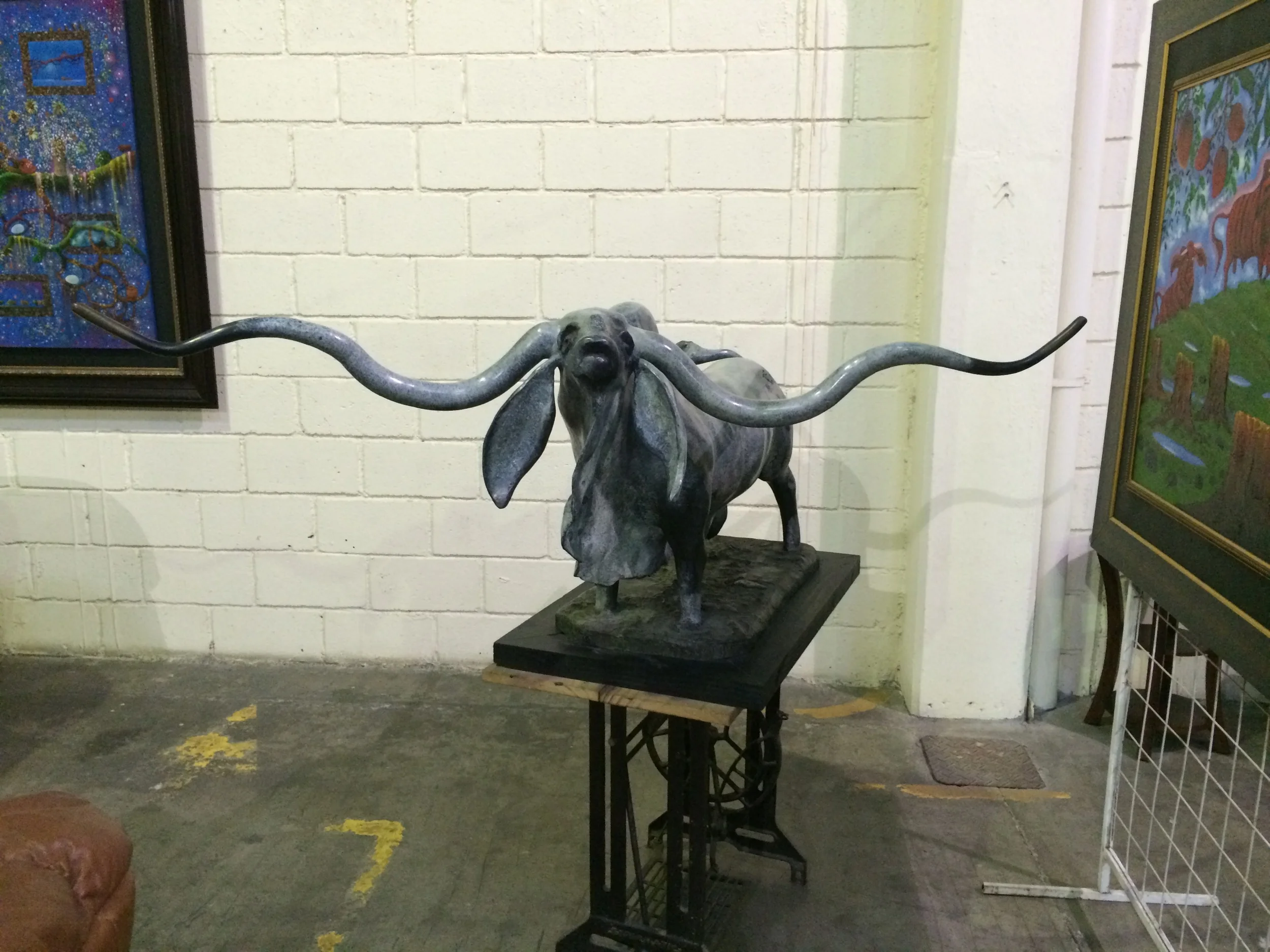 In Isidro con Wong's warehouse studio 