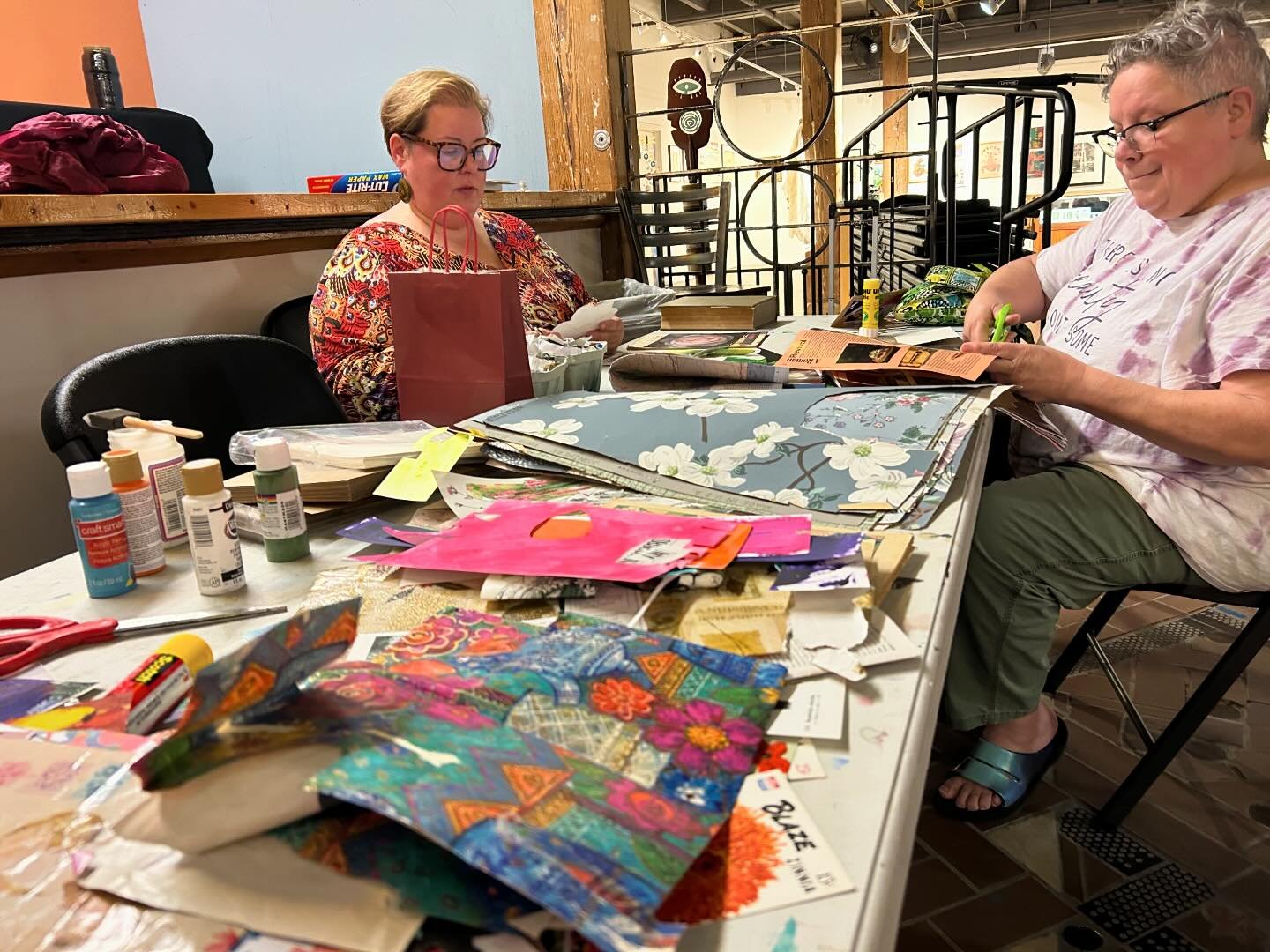 Cutting and pasting in honor of World Collage Day with @carolfettin @collage_nebraska and @jenniferlentfer at @hotshopsartcenter until 4pm. Thanks Kelly Adams, Doug Boyd, @cindibrusse and @shawnequa.linder for jumping in!