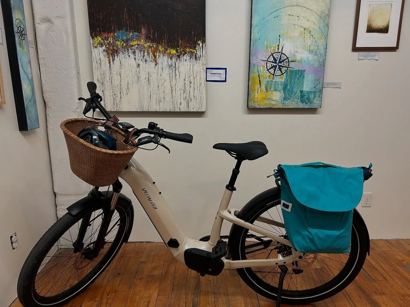 First ride with my new ride! Pedal assist rocks! This beauty will certainly replace some car trips. Thanks @bikemastersomaha for getting me rolling with an electric boost. And always have to give a shout-out to @sj.in.stp who got me bike commuting in
