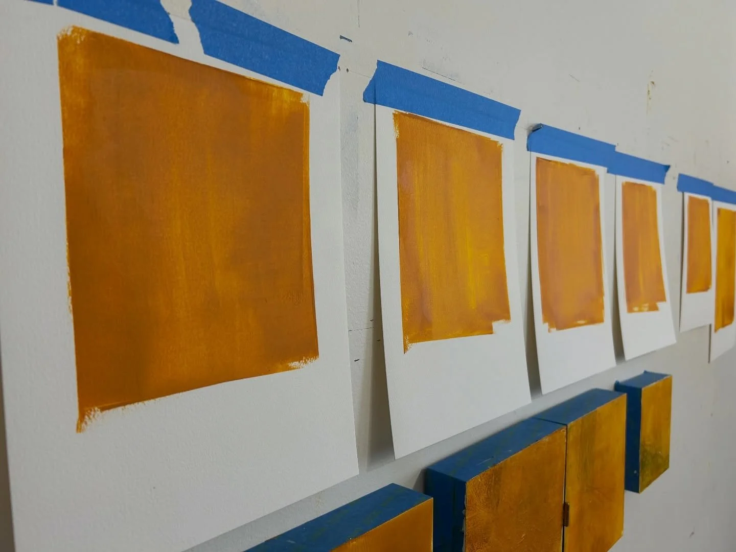What to do when traffic is very light in your studio during the @hotshopsartcenter open house? Start new work of course!

#lebstudio #hotshopsopenhouse