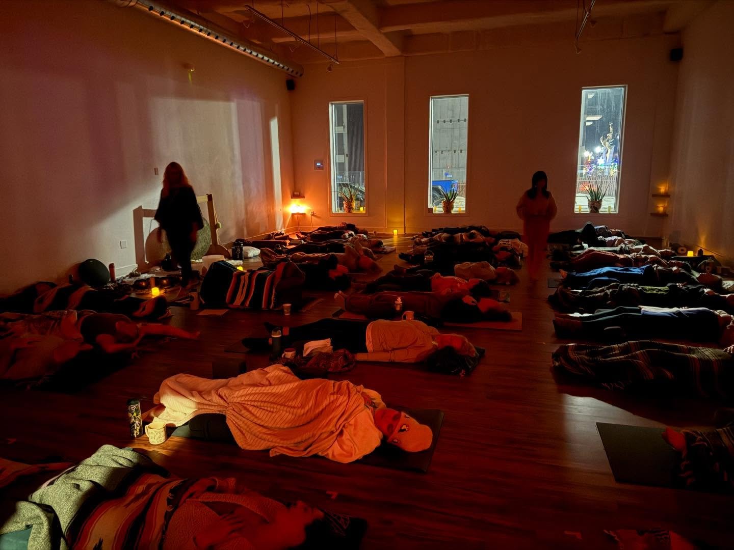 What a magical Winter Solstice ✨
A full room, open hearts, cacao, breathwork, and sound carried us through the longest night and gently into the light.
So grateful to everyone who joined us and made this sold-out evening so special.
Endless thanks to