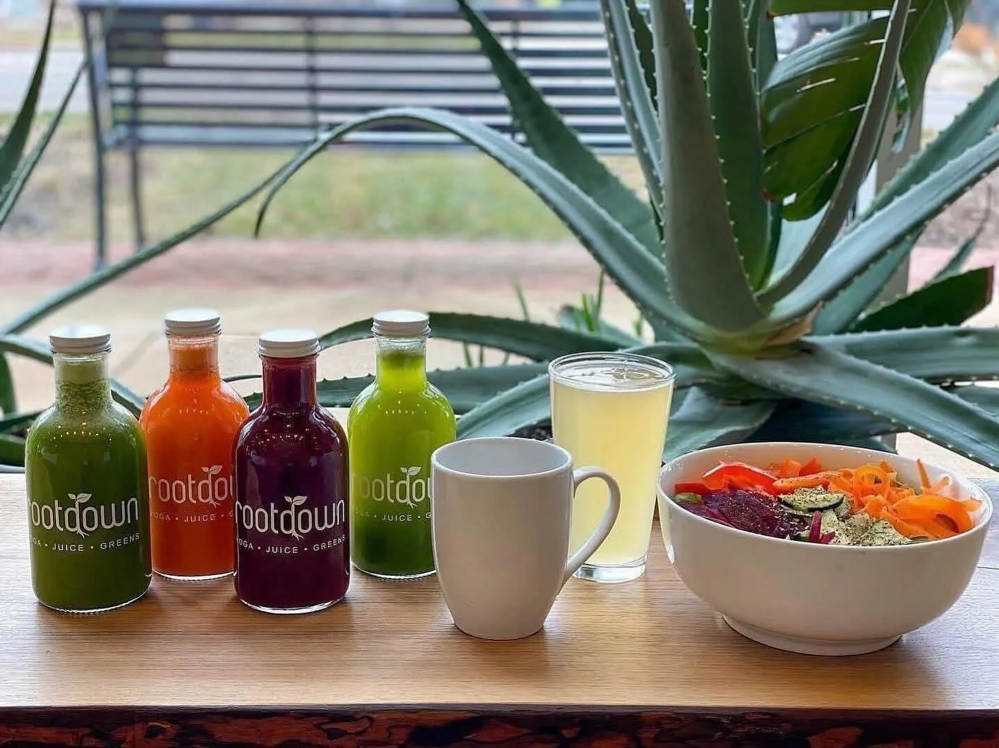 Reset. Refresh. Recharge. 💚

Take 15% off our Single Day Cleanse
next week only
🗓 1/12&ndash;1/17

Includes 4 freshly pressed juices, Rishi Tea, Lively Up Kombucha
&amp; a salad from Rootdown 🌱

Stop by or call to schedule.
Cleanses must be schedu