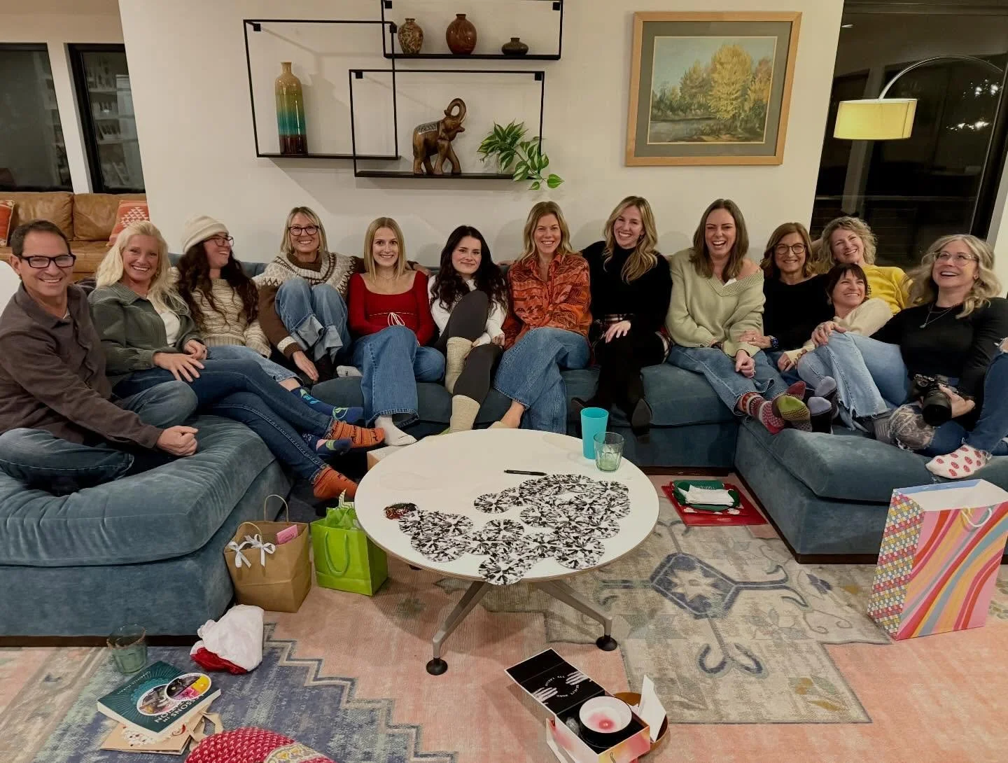 After hours with the Rootdown fam 💚🌱
So much love, laughter, and gratitude for this incredible yoga and juice bar team. Community is everything 💛✨