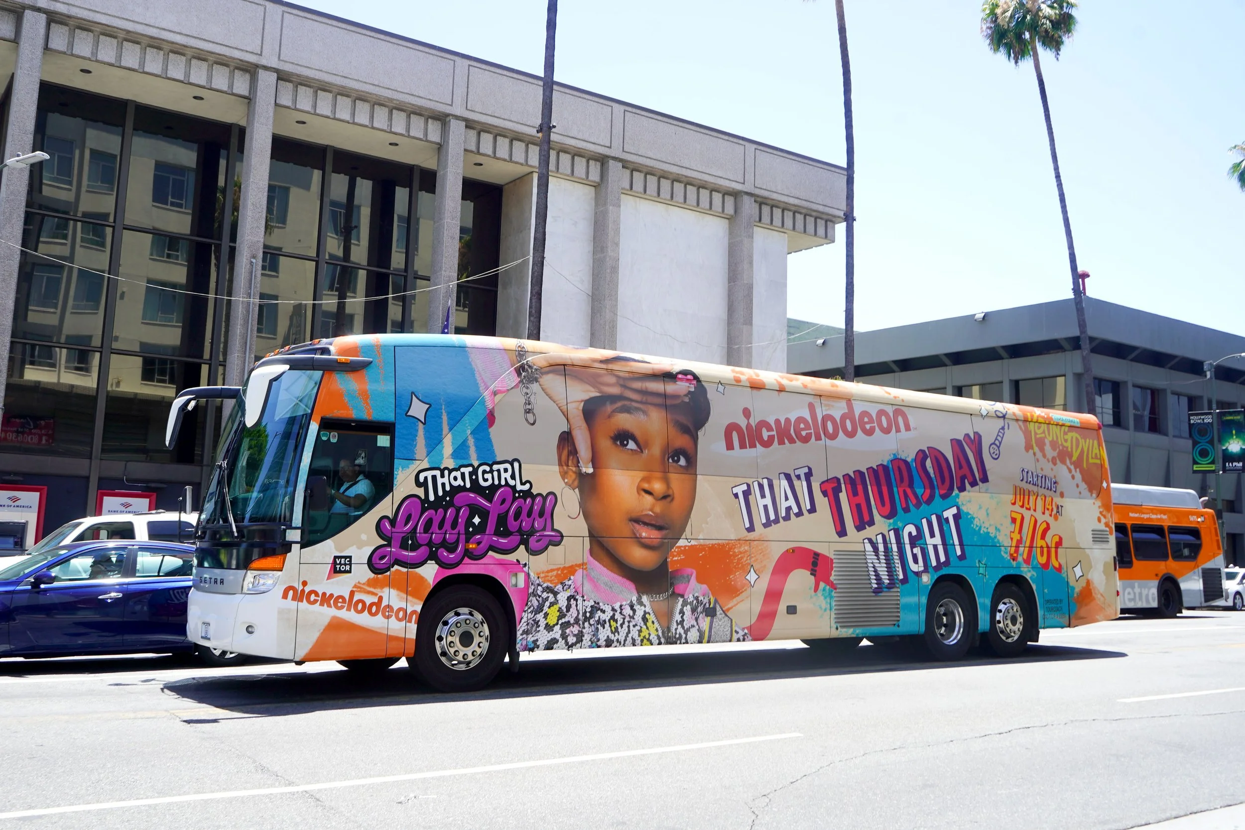 LA_DD_Bus.jpg