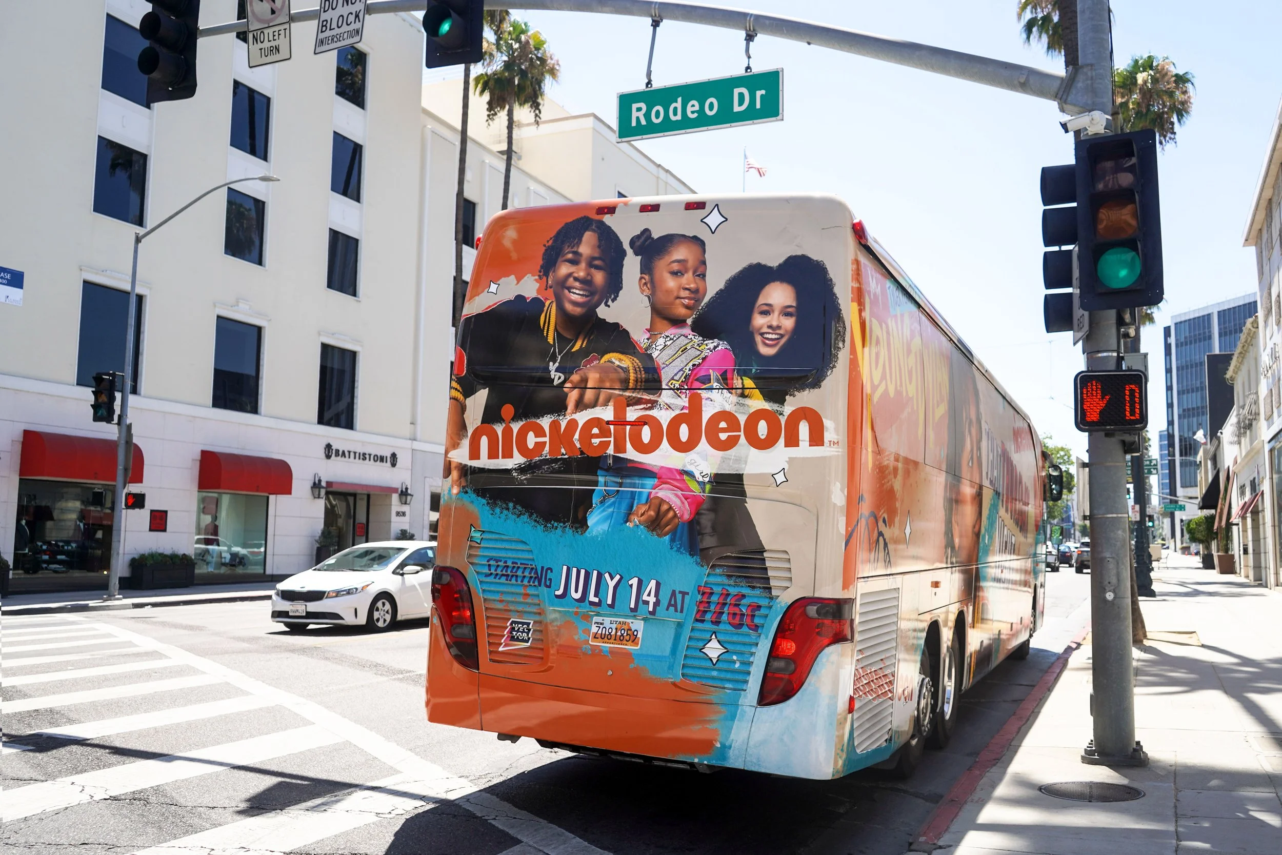 LA_DD_Bus2.jpg