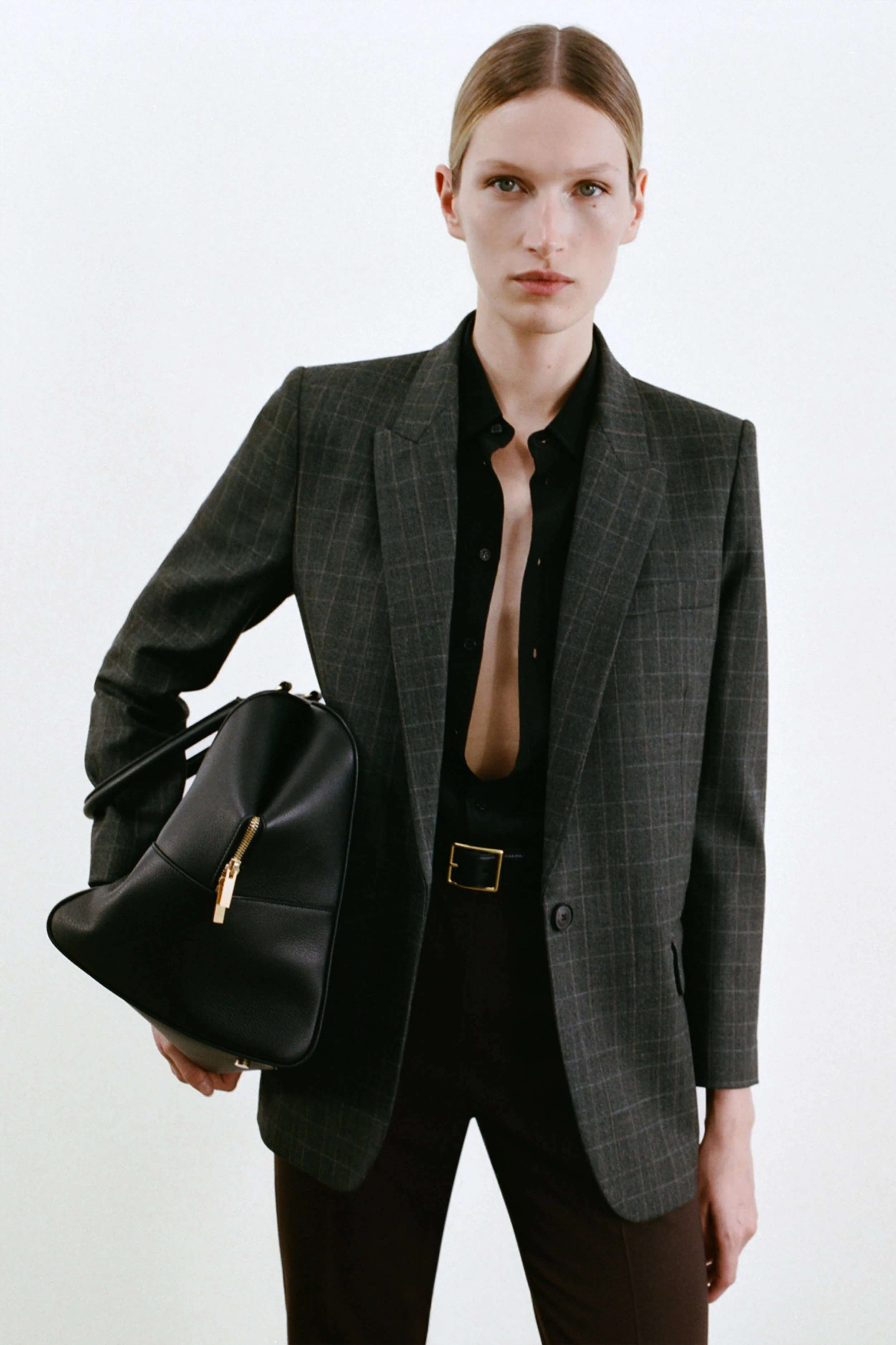 00022-nili-lotan-pre-fall-2025-ready-to-wear-credit-brand.jpg