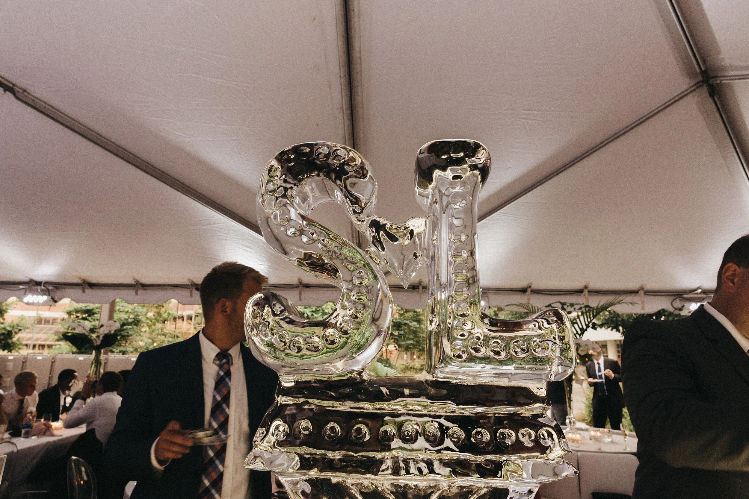 Cowles-Commons-Wedding-at-Cowles-Commons-838.jpg