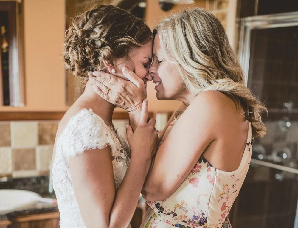 Moms-AmandaBasteenPhotography.jpg