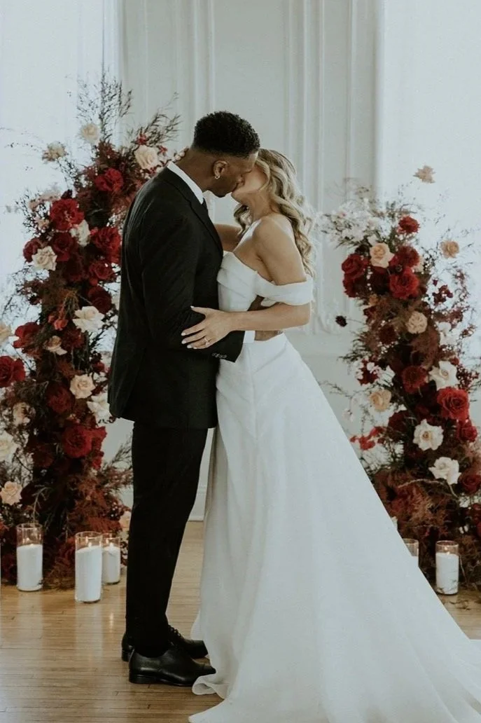 Madison+and+Mo+Luxury+Kimpton+Cottonwood+Wedding+Omaha+Nebraska+-134+_LoRes.jpg