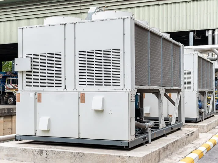 Cooling Towers vs. Chillers How Can the Two Work Together? — CFD
