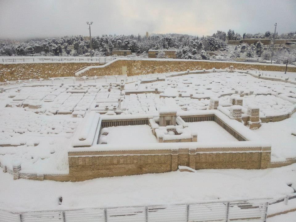 jerusalem_model_in_snow.jpg