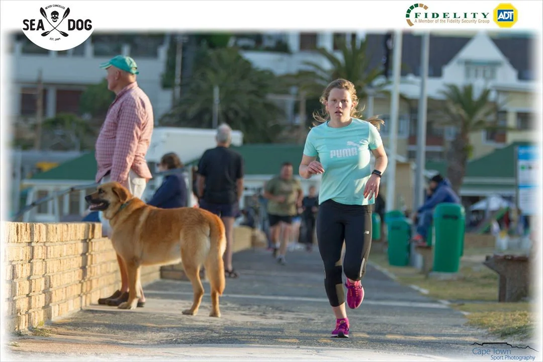 All runners enjoyed the scenic views along the False Bay coastline. (Photo: Cape Town Sport Photography).