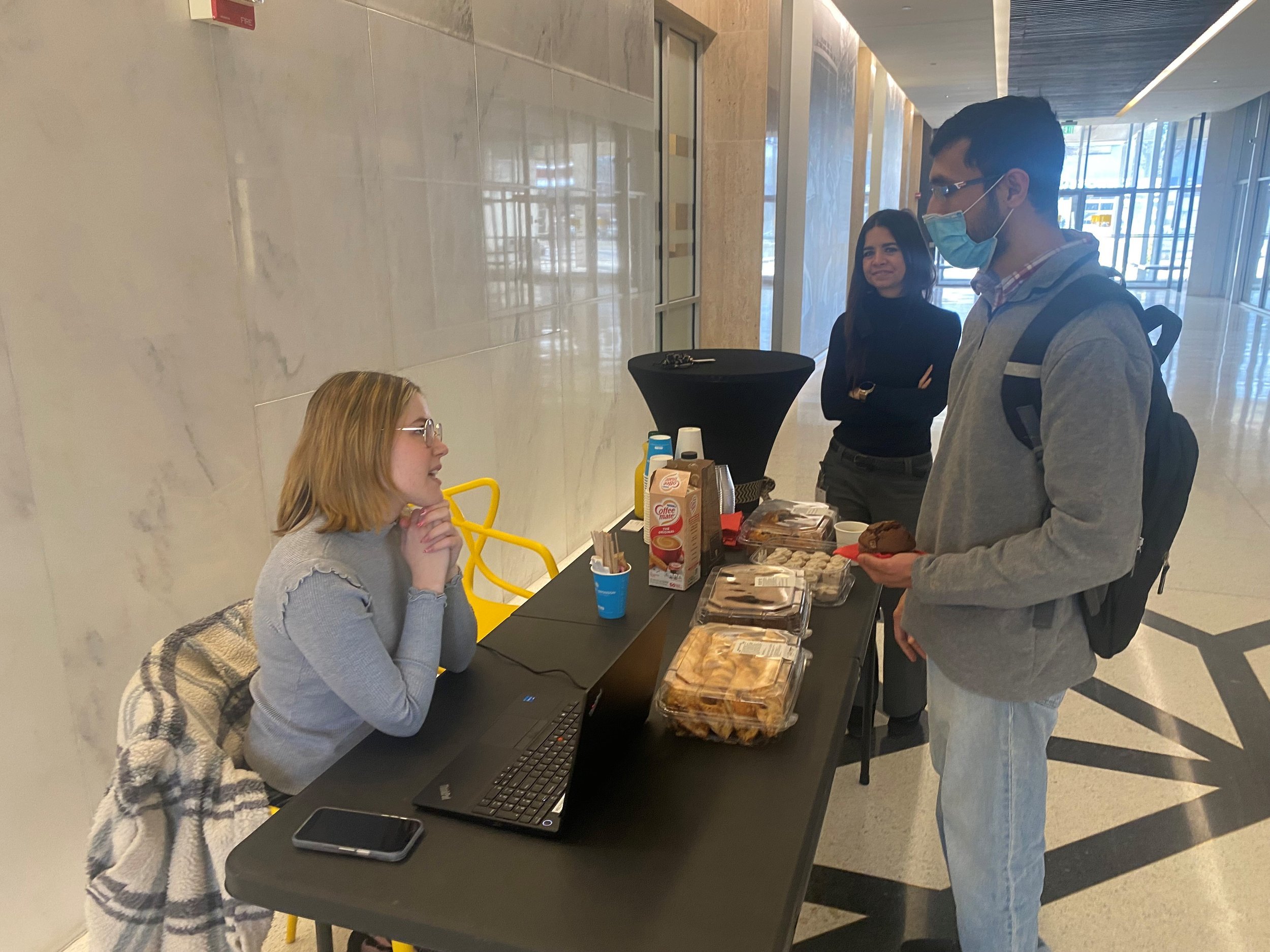 Ponce Protects Their Privacy at Pop-Up