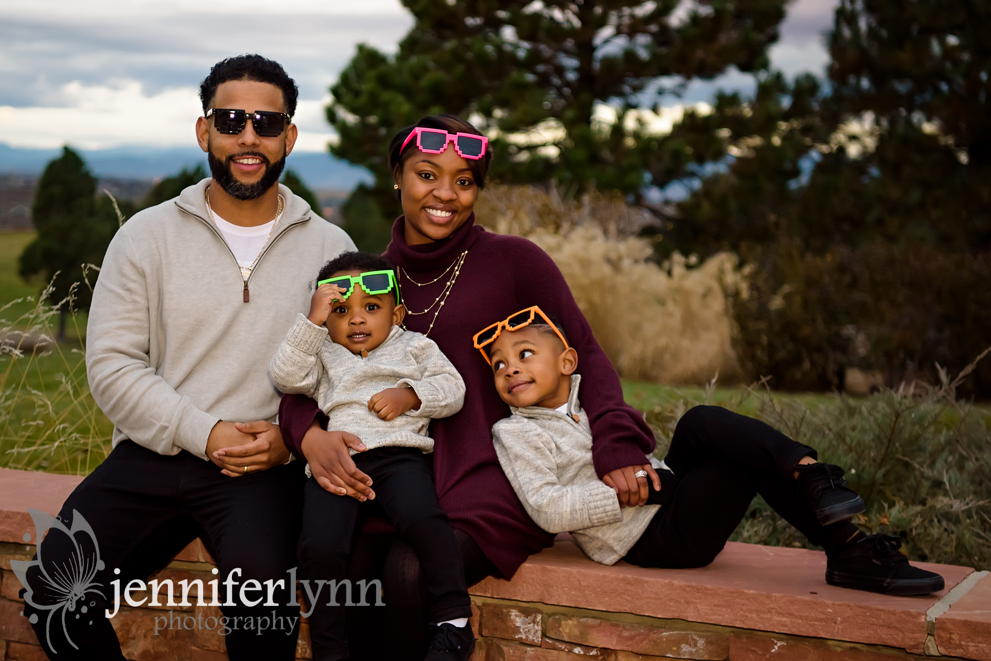 Fun Family Photo With Sunglasses