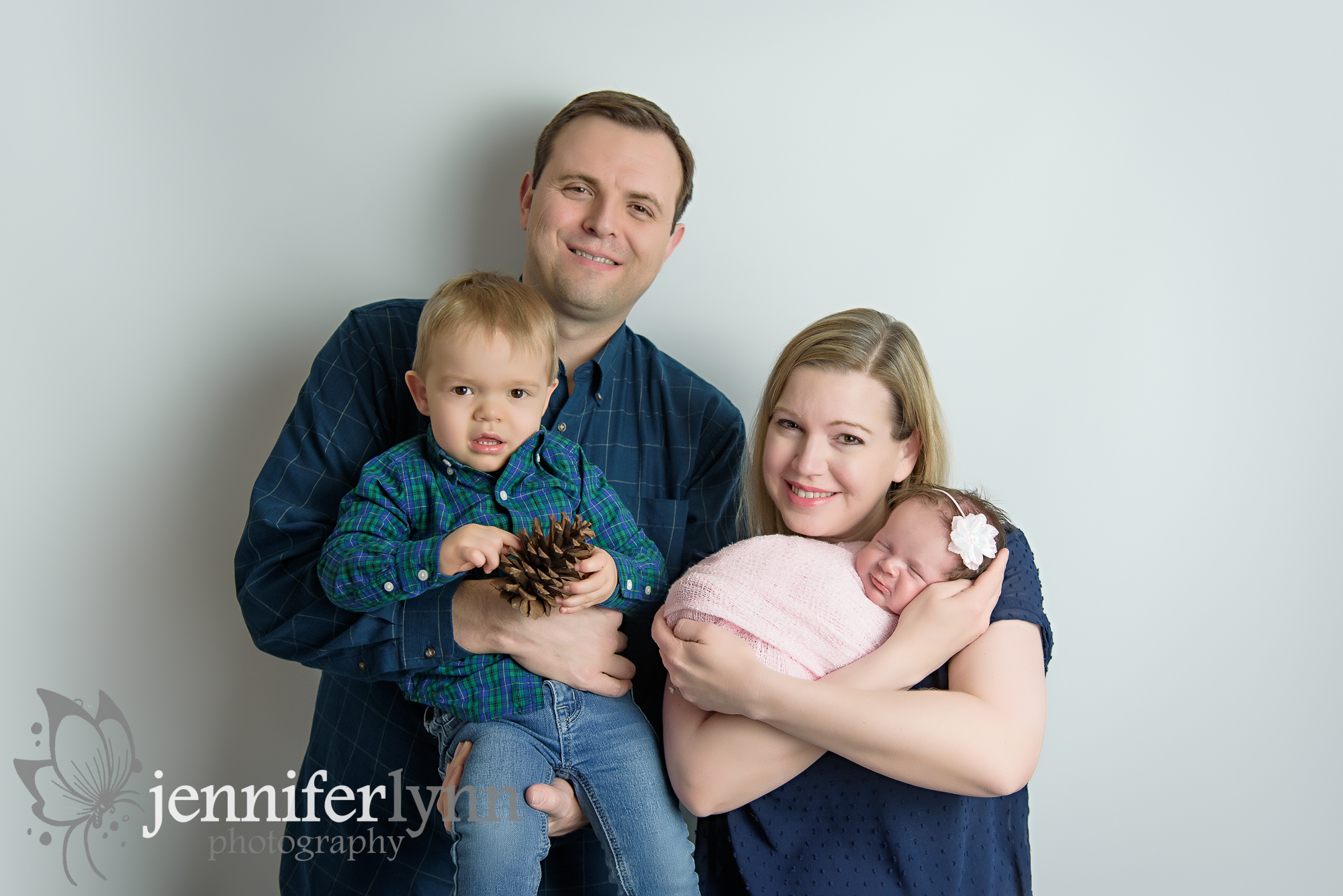 Family of 4 Newborn Girl