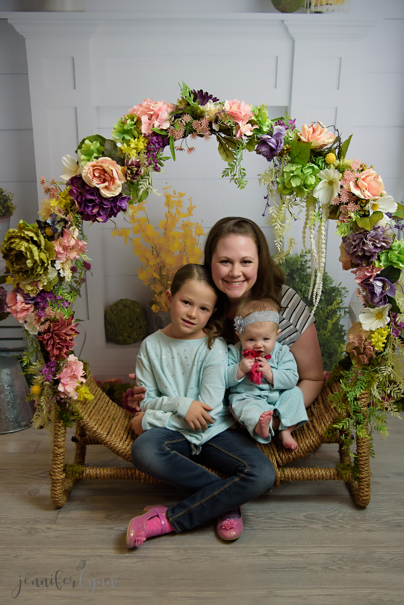 19-04_CelebrateMotherhood2019_003.jpg