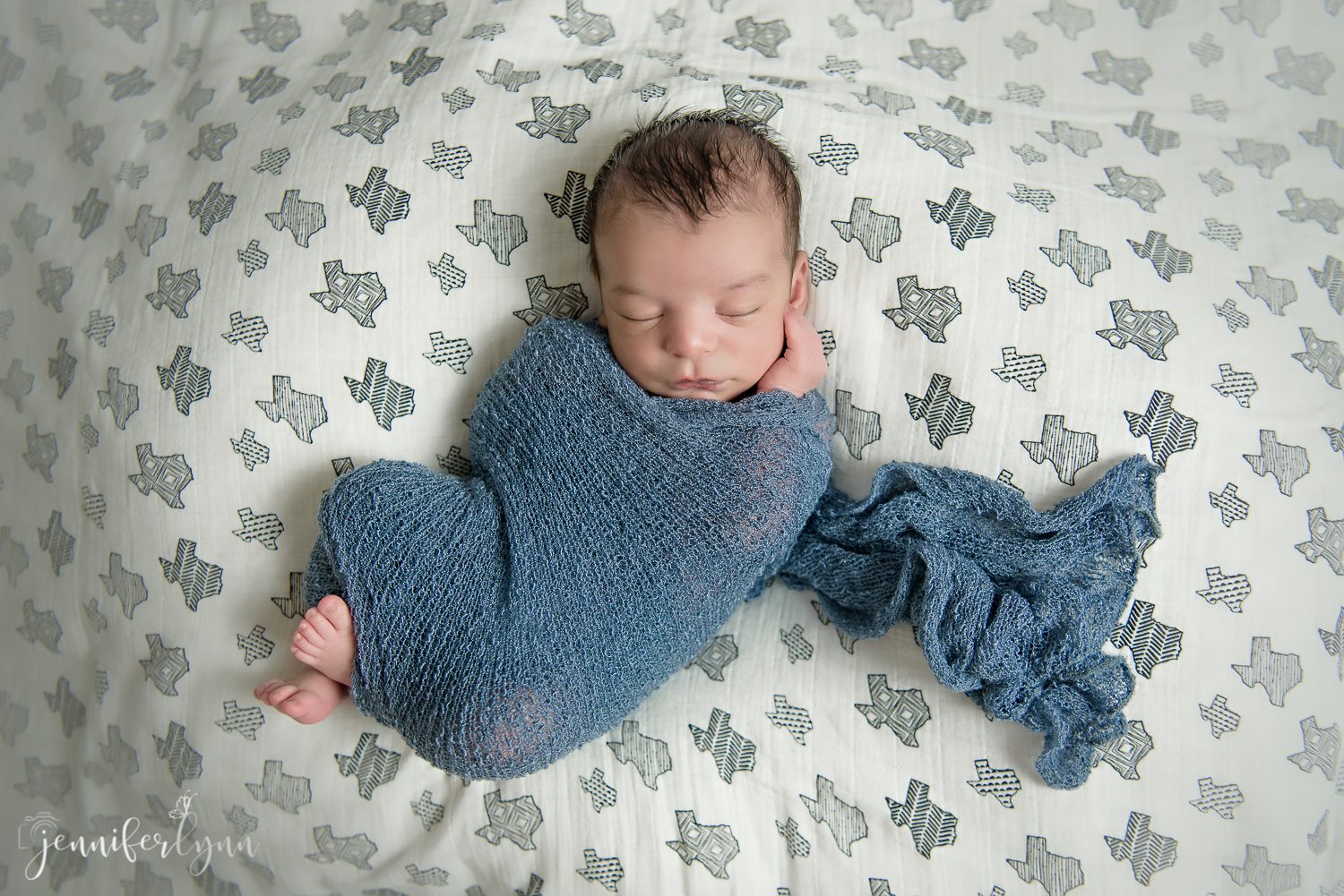 19-05_MilesNewborn_005.jpg