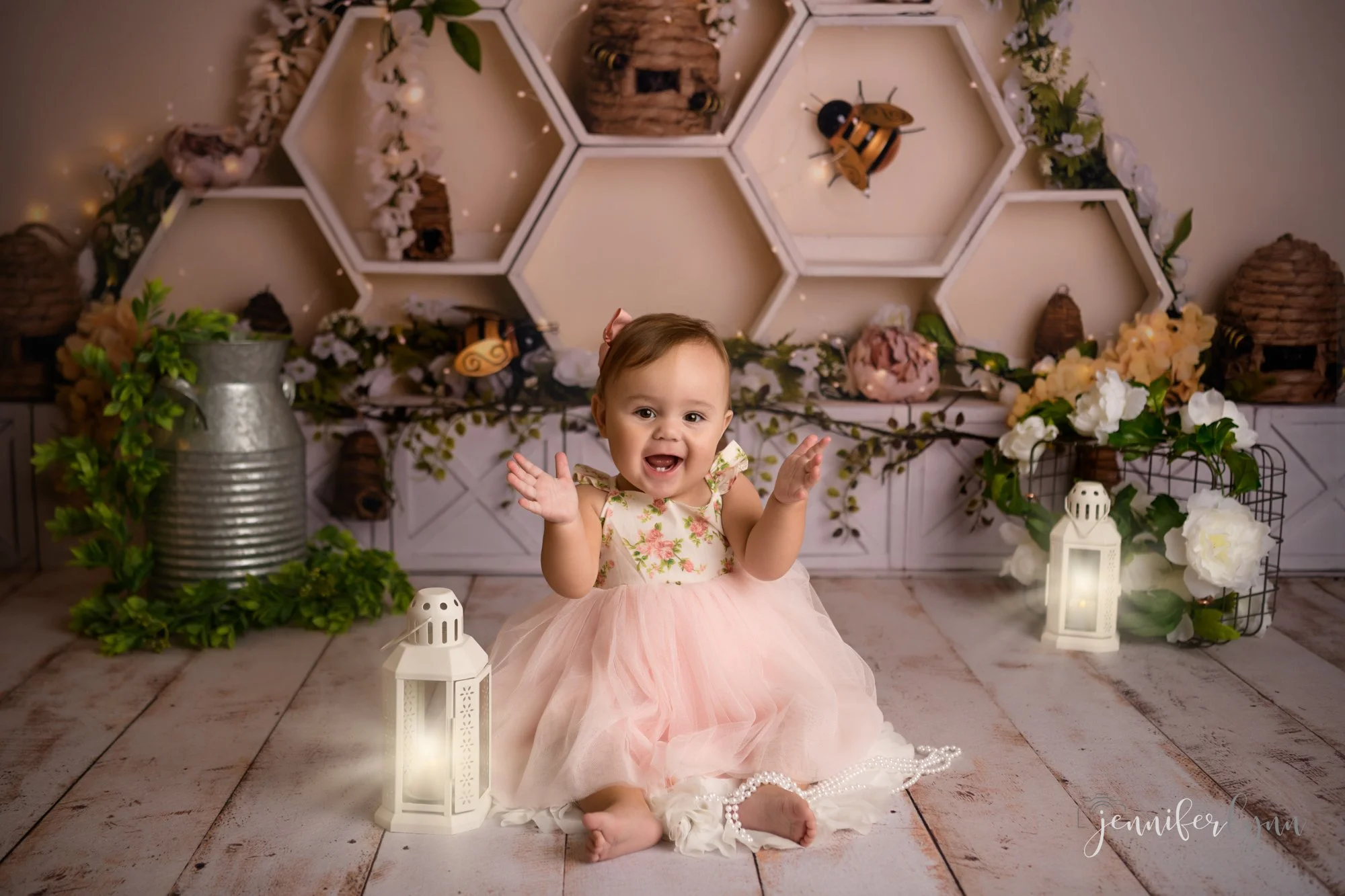 Queen Honey Bee Background