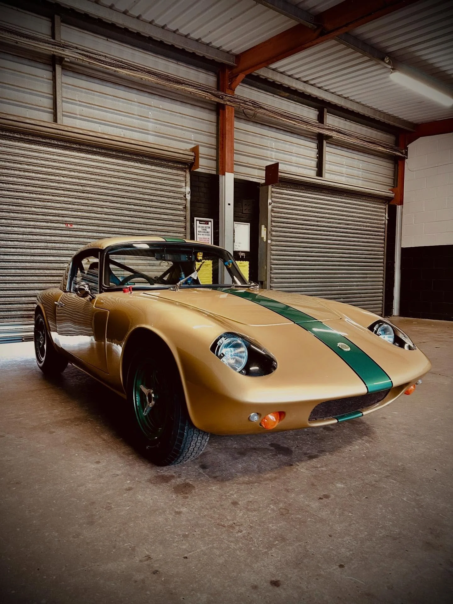 Our on track 2026 began last week with our first pre-season test day. Shaking down @orangejohn2000 Ian Walker Racing Lotus Elan 26R following a comprehensive chassis up rebuild. A bit more testing planned for the Gold bug before Goodwood 83mm next mo