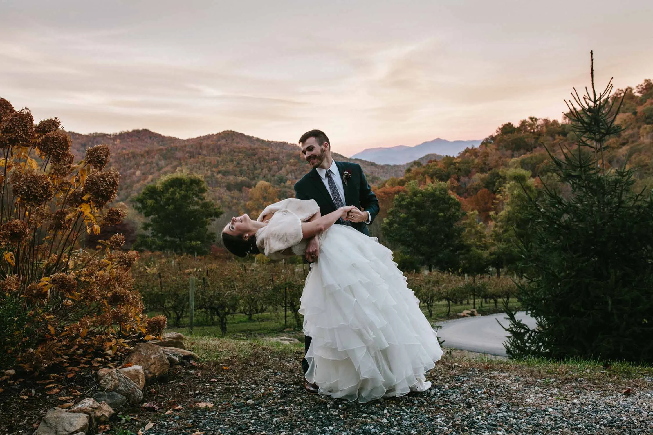Newt_Kelsey_Wedding_blog-107.jpg